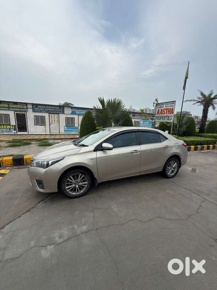 Toyota Corolla Altis 2015  Petrol + Cng  Excellent Condition