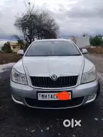 Skoda laura type 2 Head lights