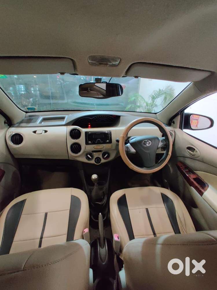Toyota Etios 2013-2014 V, 2013, Petrol