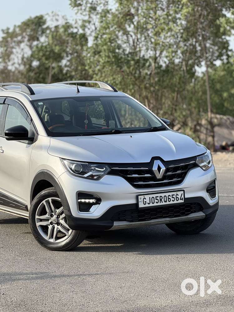 Renault Triber Rxz, 2022, Petrol