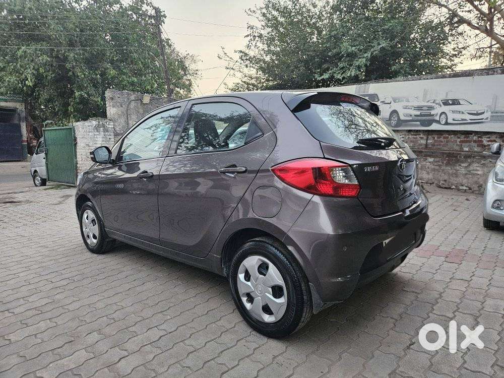 Tata Tiago 1.2 Revotron Xz, 2017, Petrol