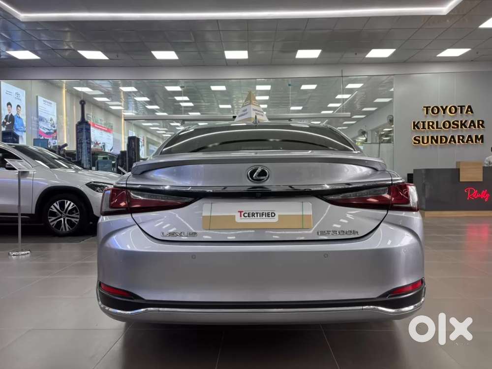 Lexus Es, 2023, Petrol