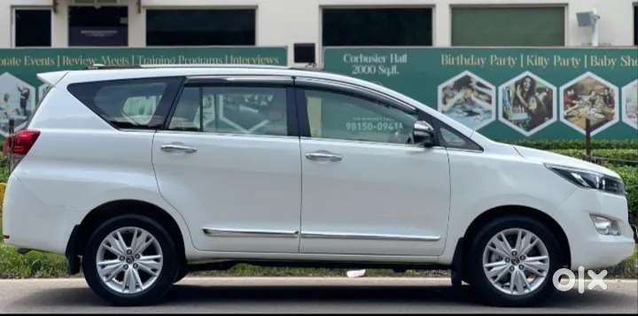 Toyota Innova Crysta 2.8 Zx At 7 Seater, 2019, Diesel
