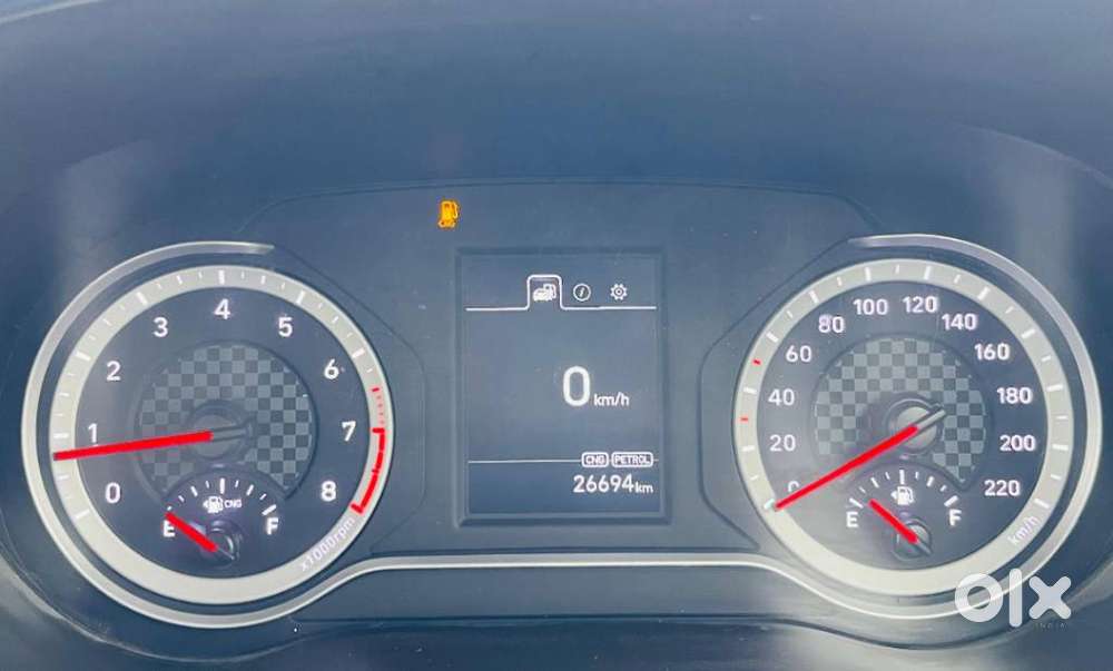 Hyundai Aura 1.2 Sx Cng, 2024, Cng & Hybrids