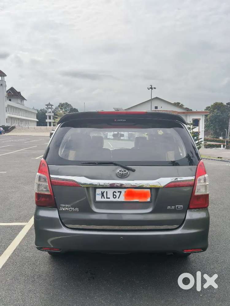 Toyota Innova 2.5 Diesel Manual 2015