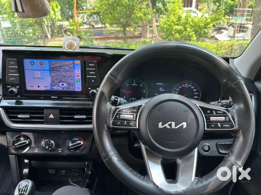 Kia Seltos Diesel White
