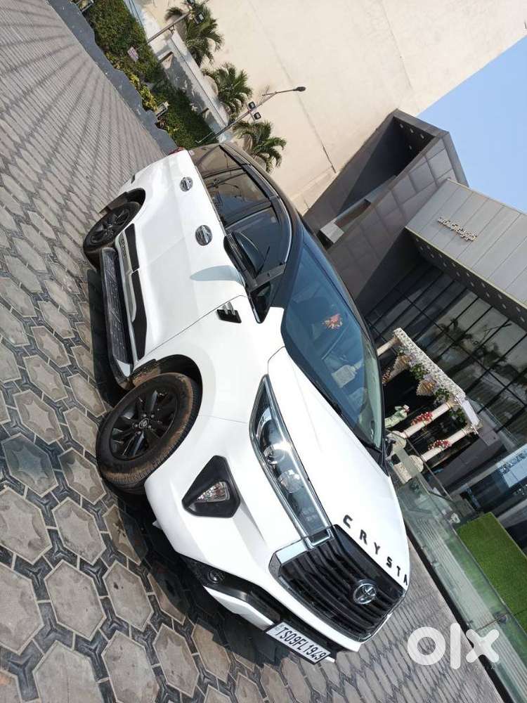 Toyota Innova Crysta 2.8 Gx At, 2019