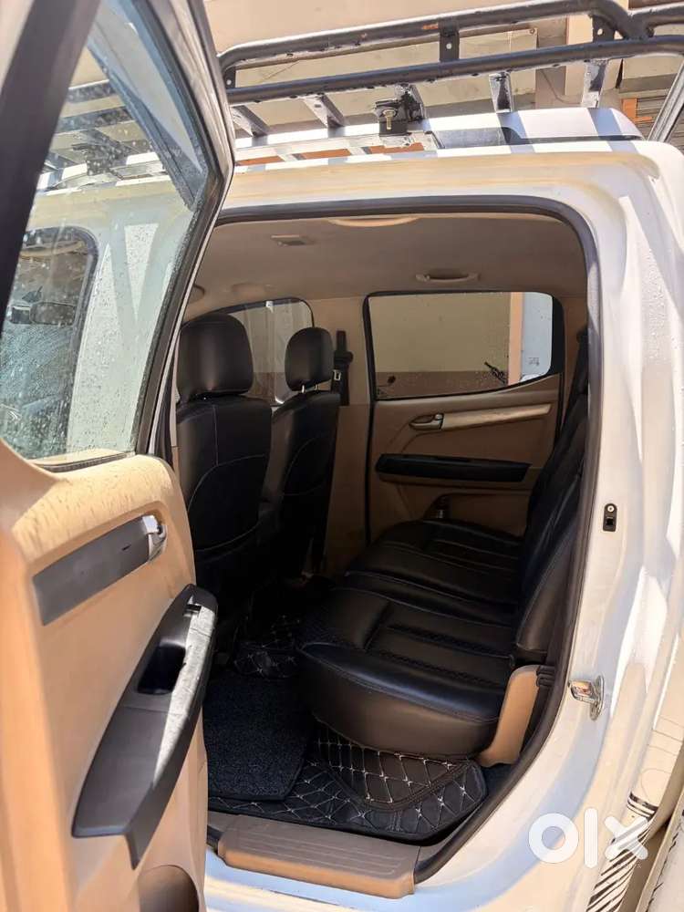Isuzu D-max V-cross 2018 Diesel Good Condition