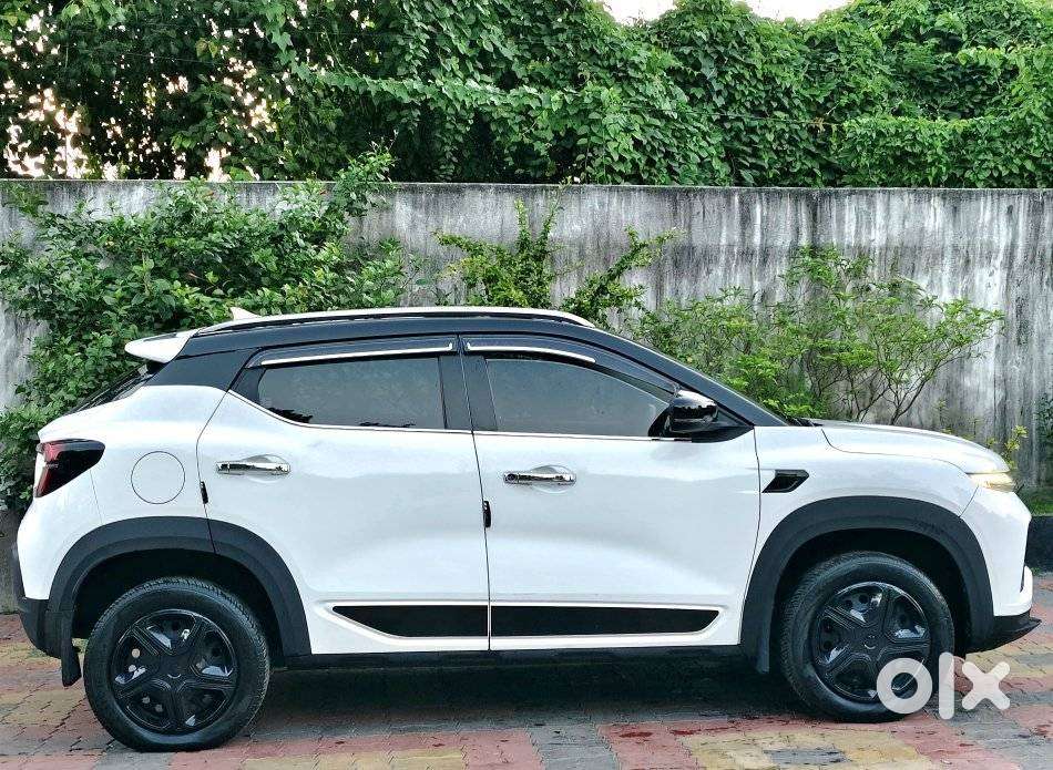 Renault Kiger Rxe, 2022, Petrol