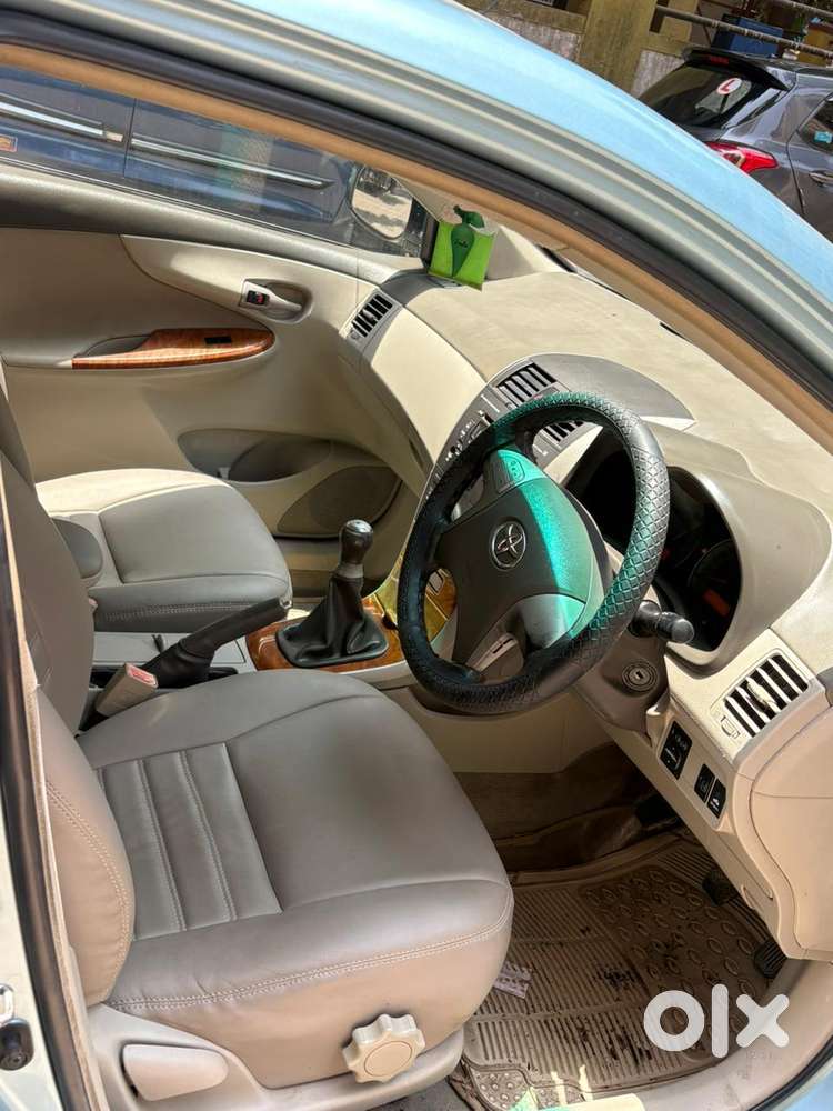Toyota Corolla Altis G, 2010, Petrol