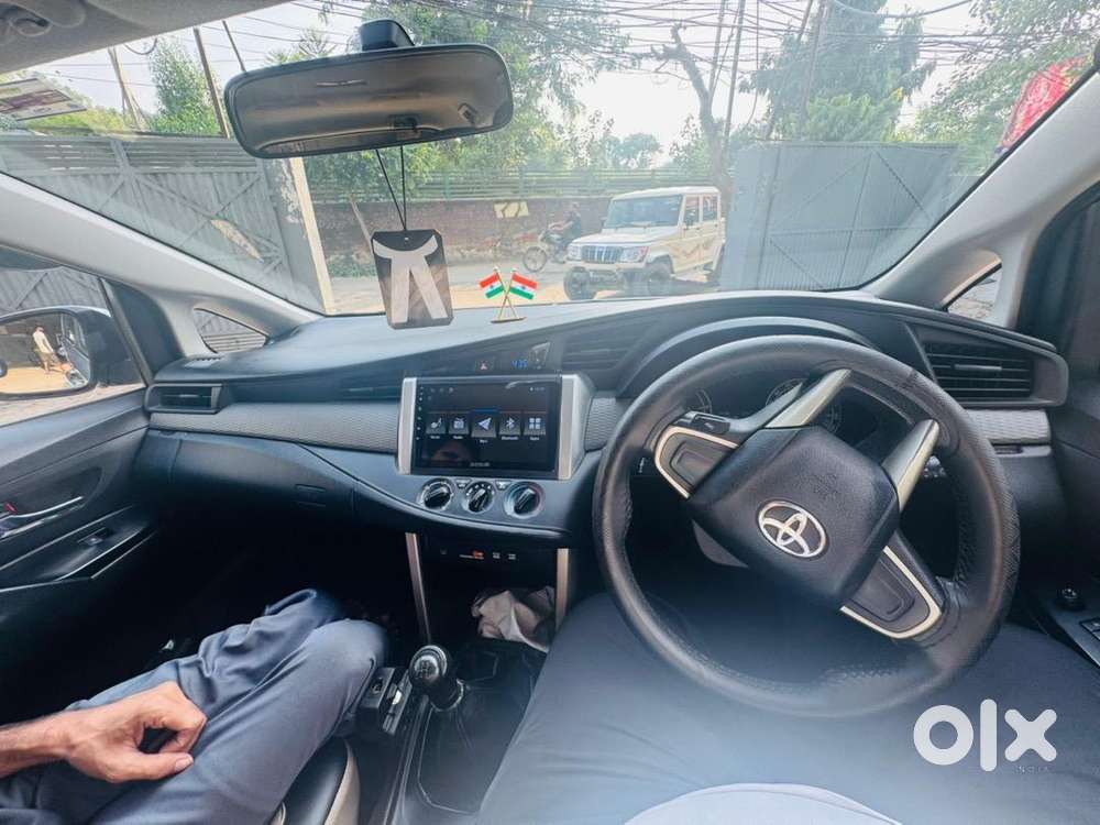 Toyota Innova Crysta 2017 Diesel Well Maintained