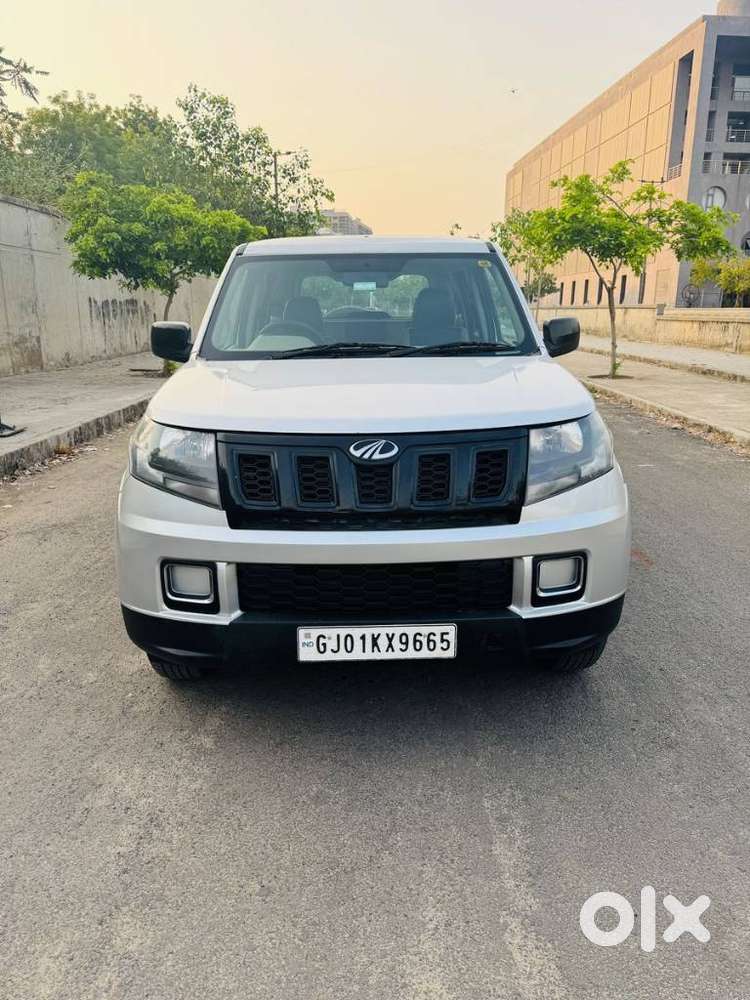 Mahindra Tuv 300