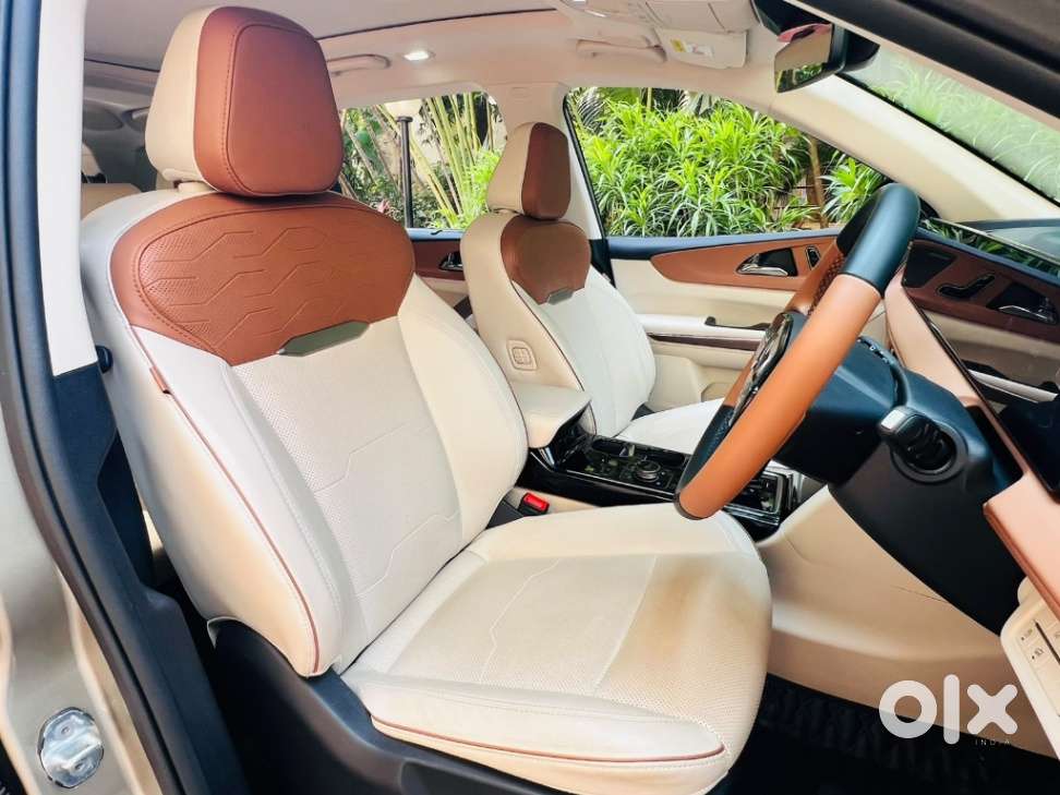 Mahindra Xuv 7xo Ax7l At, 2026, Petrol