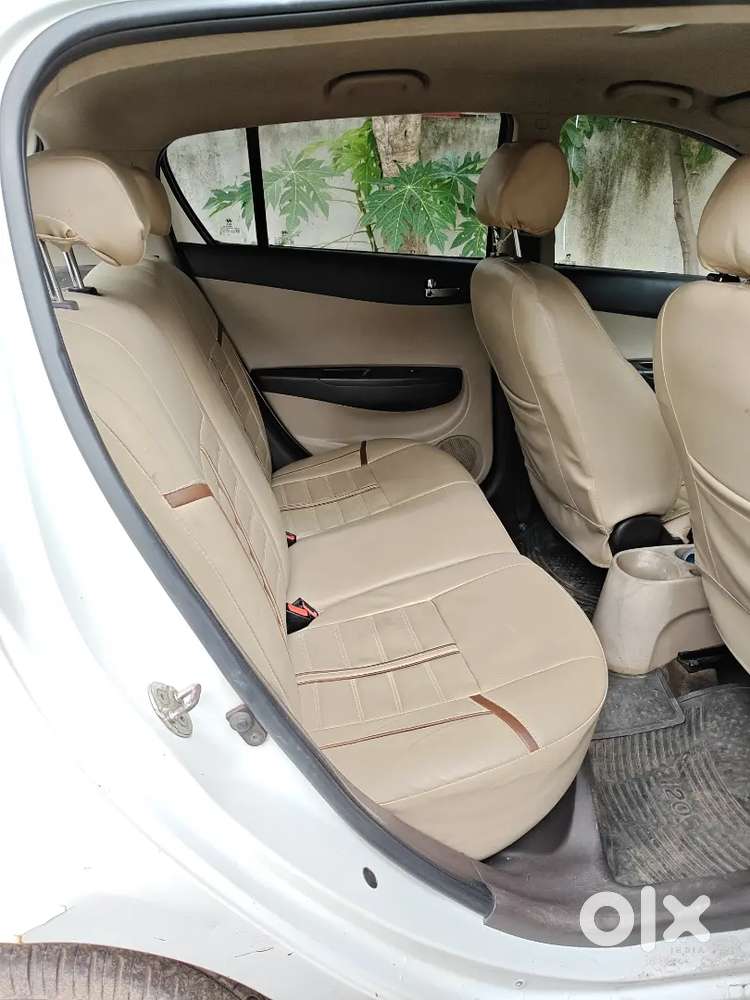 Hyundai I20 Sportz Petrol Manual 2011