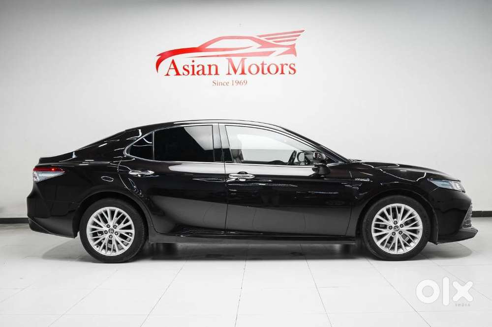 Toyota Camry 2.5 Hybrid, 2019, Petrol