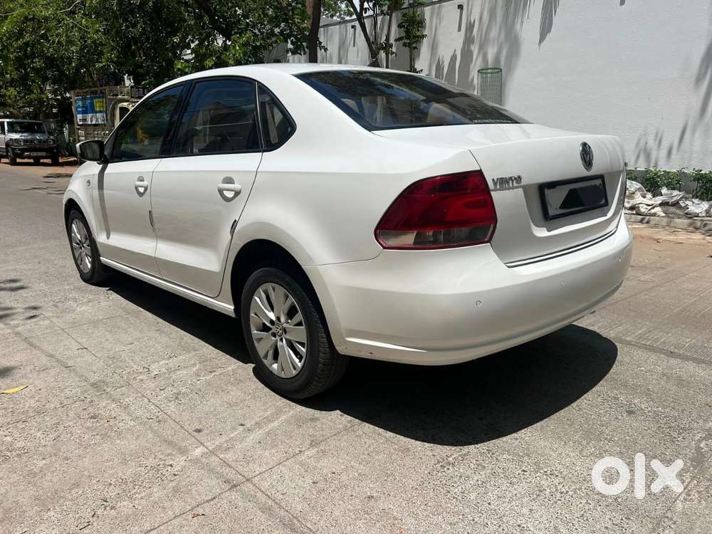 Volkswagen Vento 2010-2013 Petrol Highline At, 2015, Petrol
