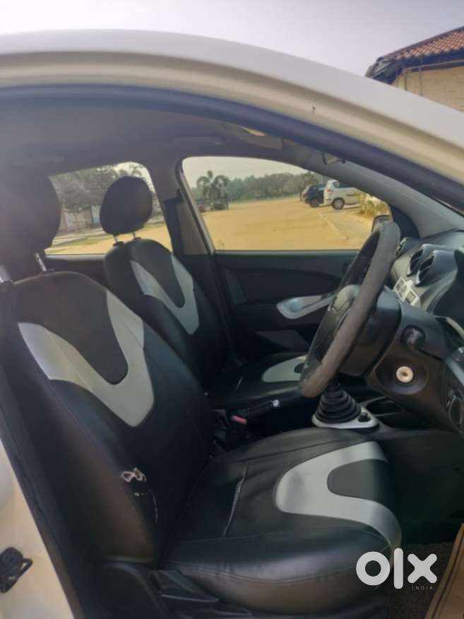 Ford Figo 2010-2012 Diesel Zxi, 2012, Diesel