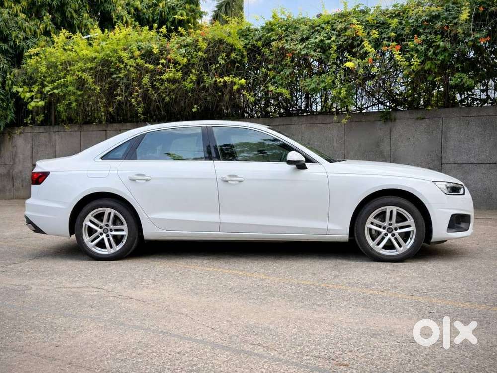 Audi A4 2.0 Premium Plus 40 Tfsi, 2024, Petrol