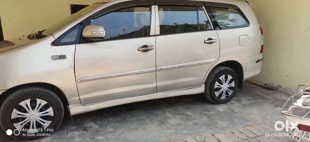 Toyota Innova G4 2013 Petrol