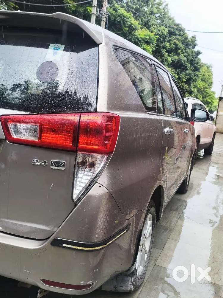Toyota Innova Crysta Diesel Manual 2016