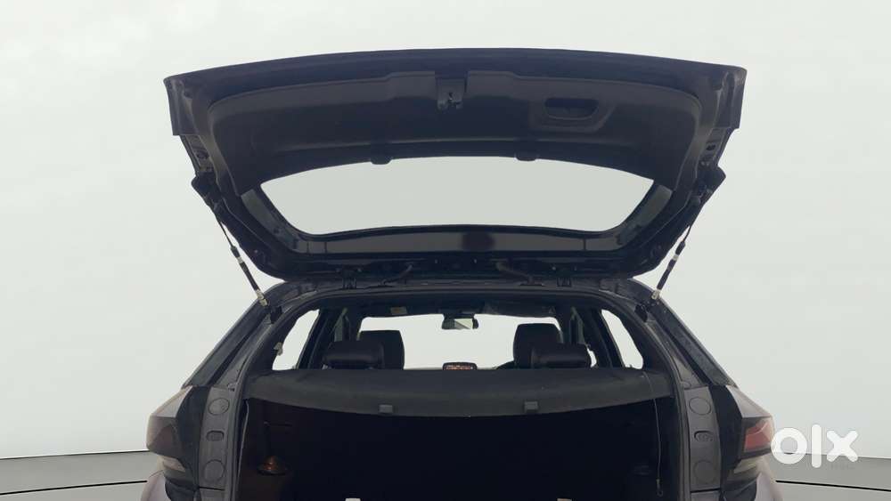 Tata Altroz 1.2 Xz Plus Petrol, 2021, Petrol