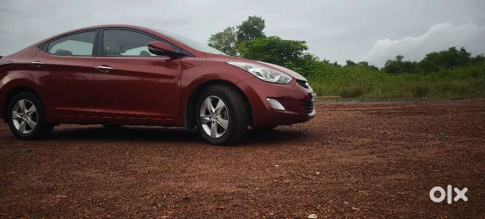 Hyundai Elantra 2013 Petrol Well Maintained