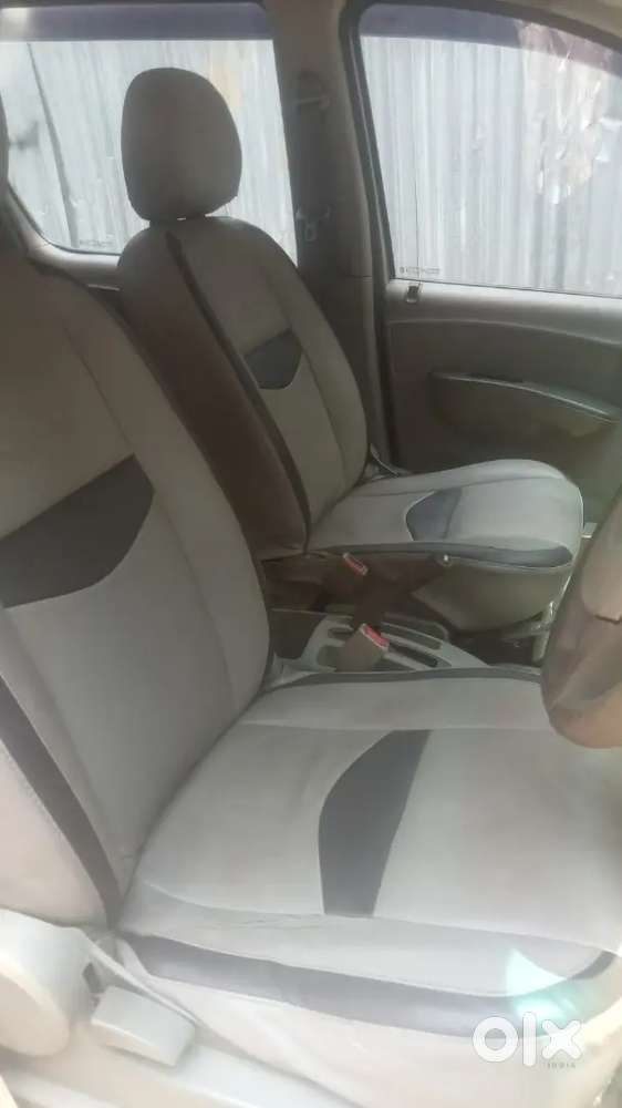 Mahindra Quanto