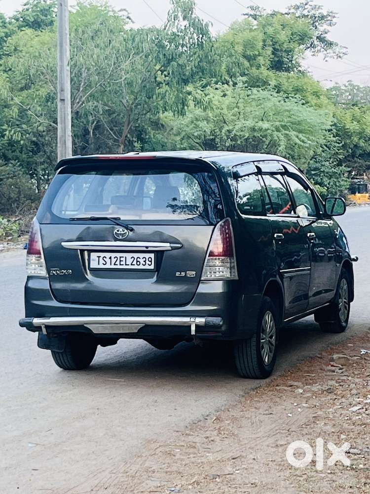 Toyota Innova, 2011, Diesel