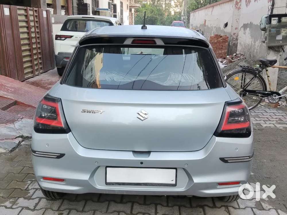 Maruti Suzuki Swift Lxi 2025