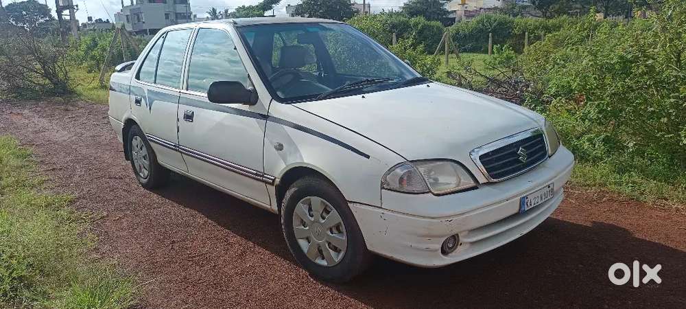 Maruti Suzuki Esteem Petrol Vxi