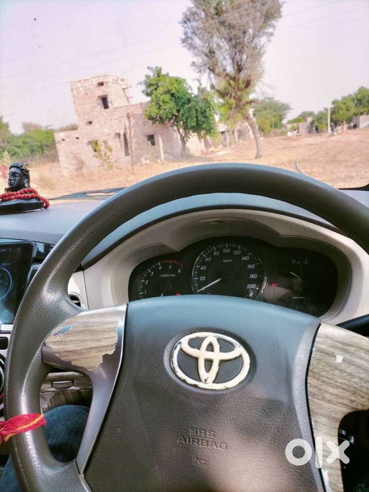 Toyota Innova 2014 Diesel Car