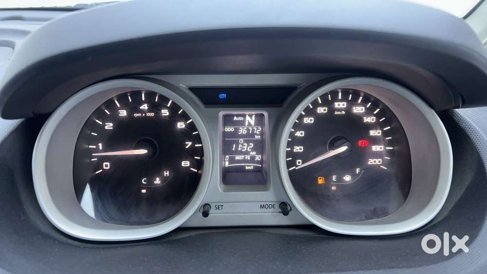 Tata Tiago Xza, 2017, Petrol