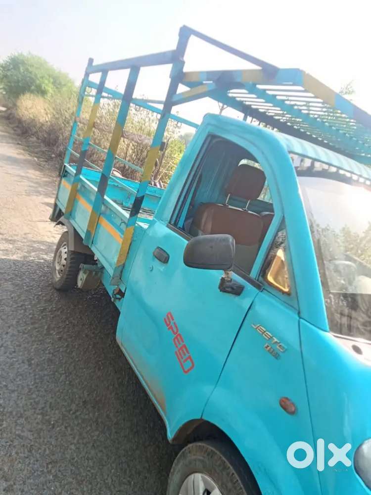 Mahindra Quanto Diesel 2016