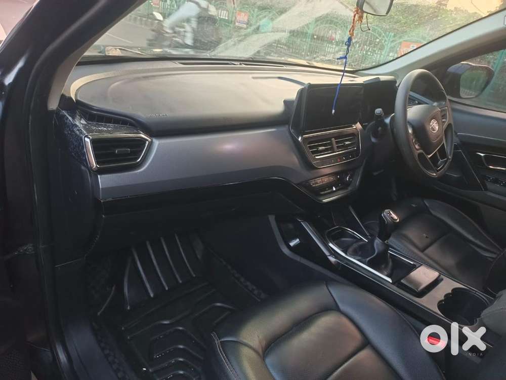 2023 Tata Harrier Xt Plus Dark Diesel