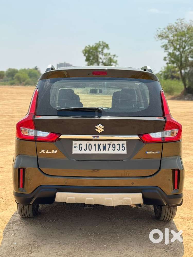 Maruti Suzuki Xl6 1.5 Alpha At, 2019, Petrol
