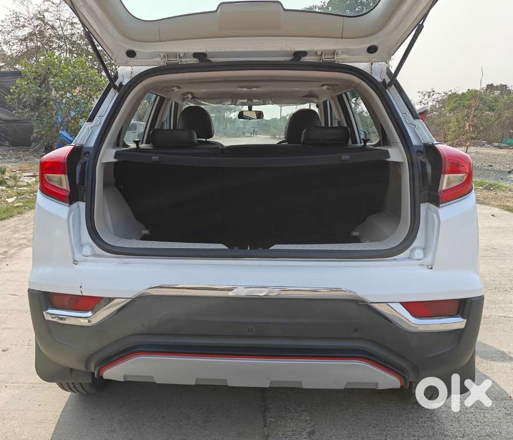 Mahindra Xuv300 W6 Amt Diesel, 2024, Diesel