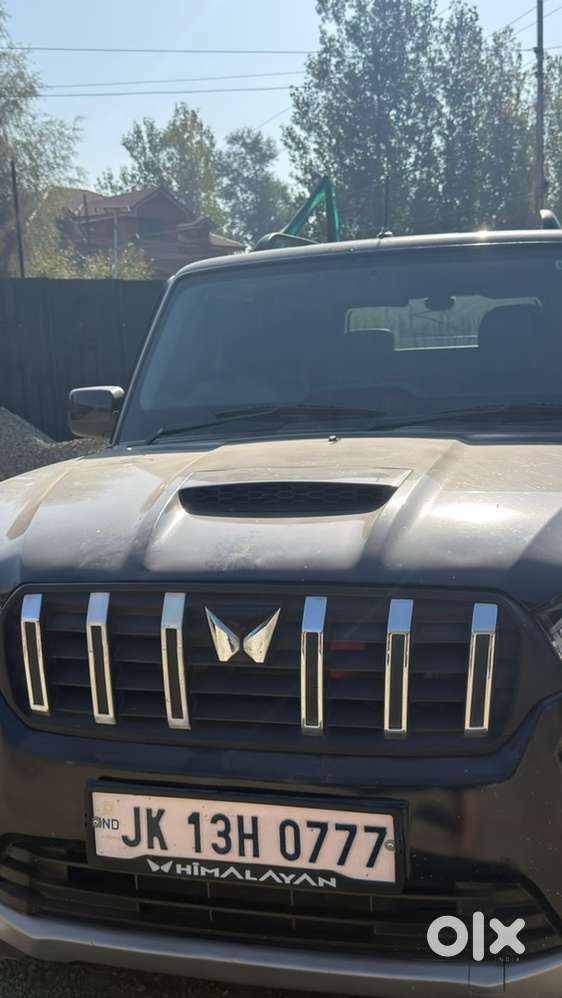 Mahindra Scorpio Diesel 2023 Capitan Seat Vanity Number
