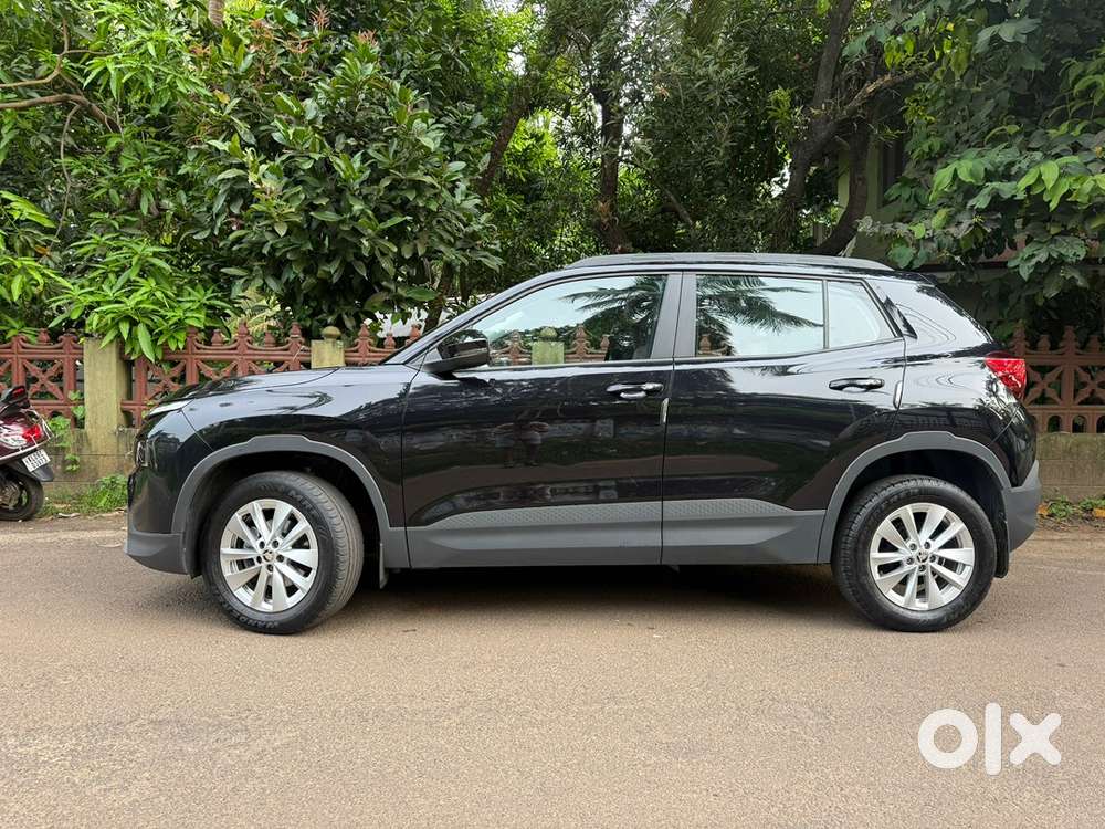 Skoda Kylaq Petrol Signature At 2025