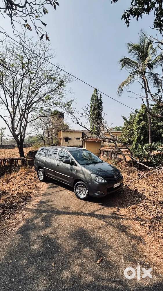Toyota Innova 2009 2nd Owner