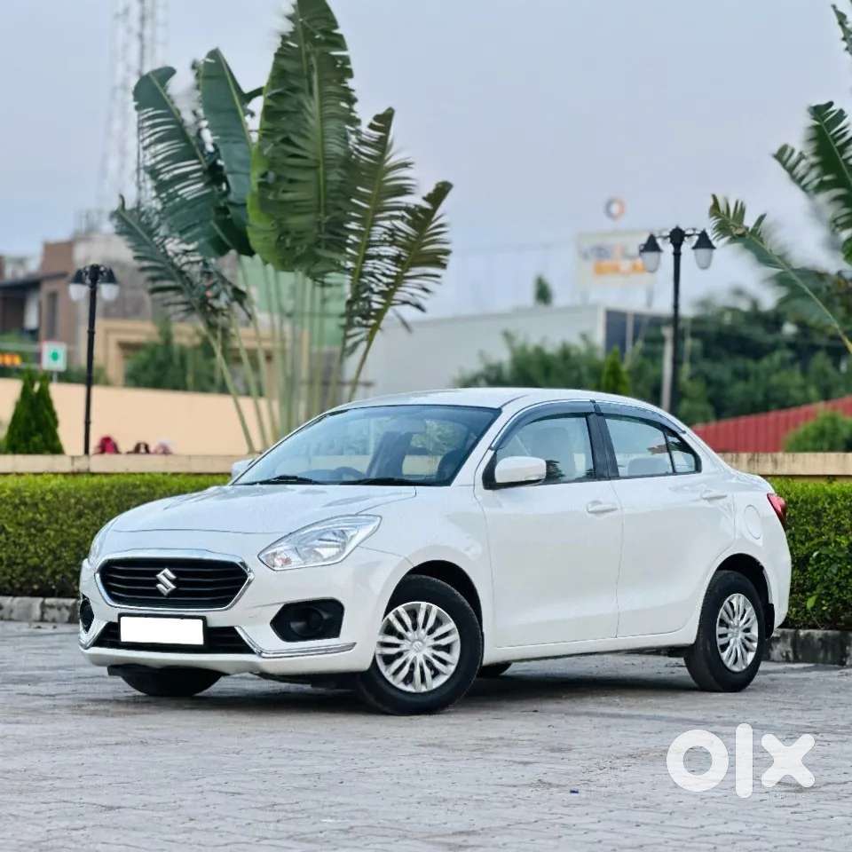 Maruti Suzuki Swift Dzire Amt Vxi, 2017, Petrol