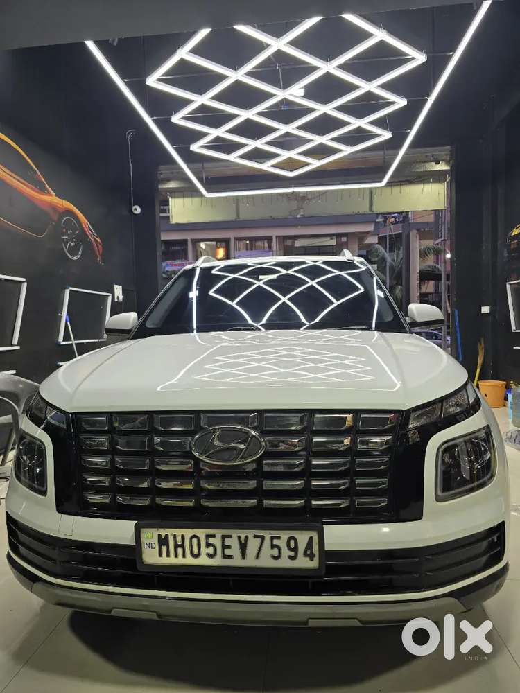 Hyundai Venue 2022 Diesel 87000 Km Driven