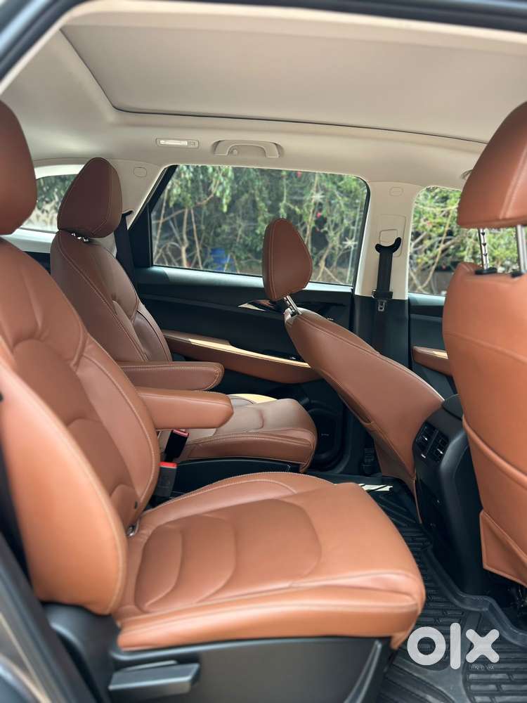 Mg Hector Plus 1.5 Sharp Turbo Cvt 6 Str, 2022, Petrol