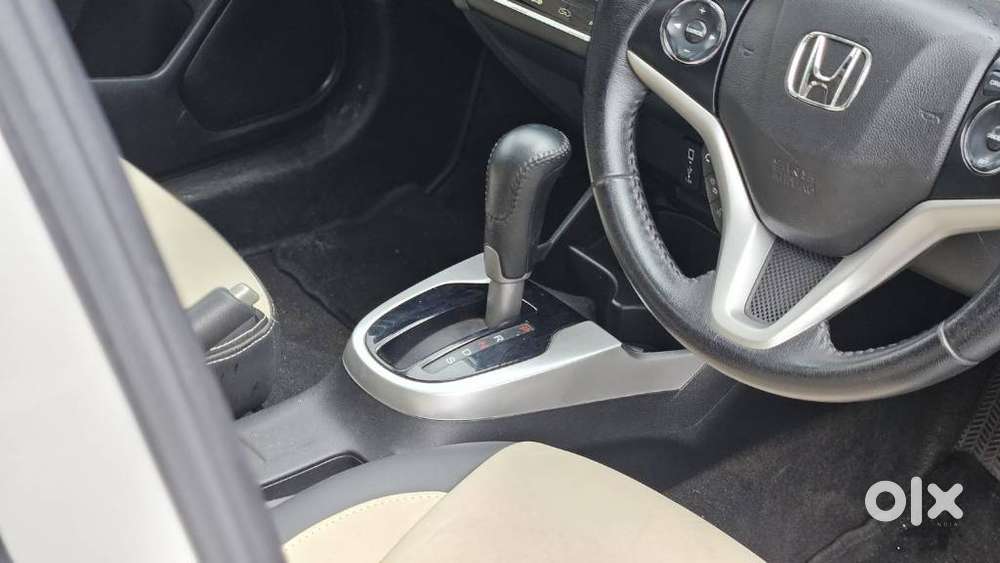 Honda Jazz 1.2 Zx Cvt I-vtec, 2021, Petrol
