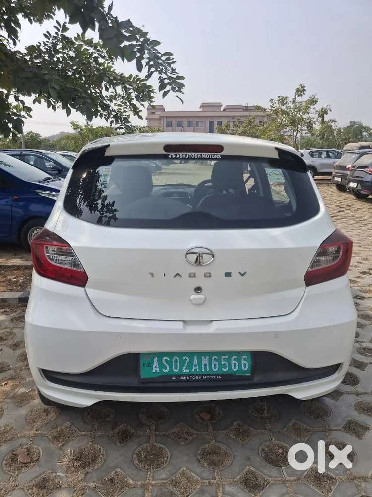 Tata Tiago Ev 2023 Electric Well Maintained