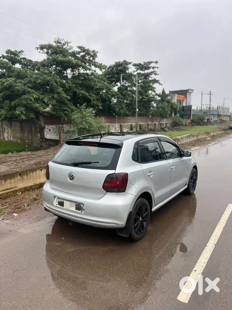 Volkswagen Polo 2013 Car