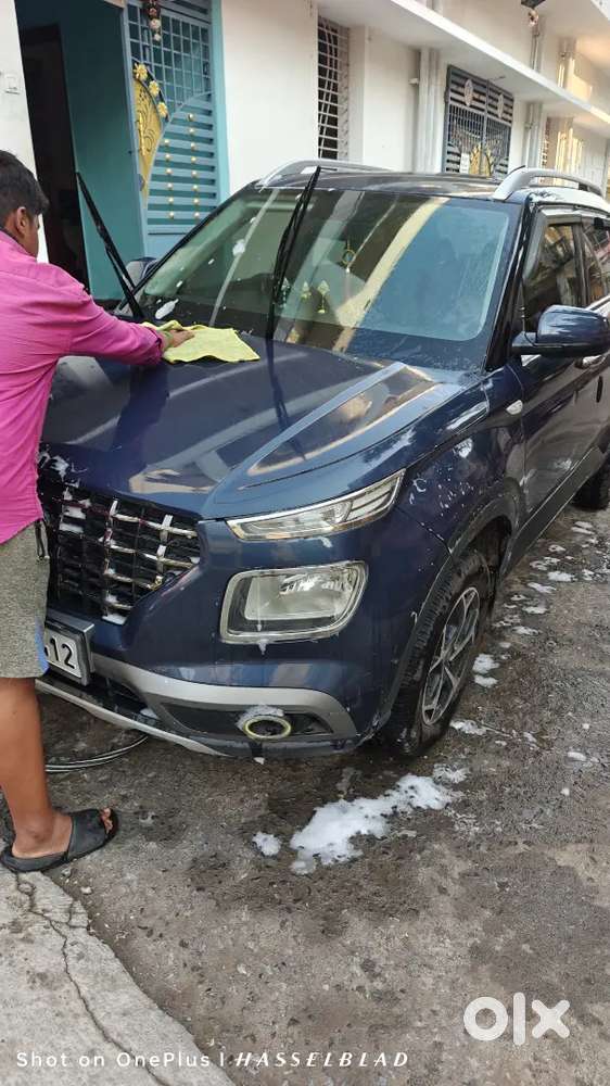 Hyundai Venue 2022 Petrol Well Maintained