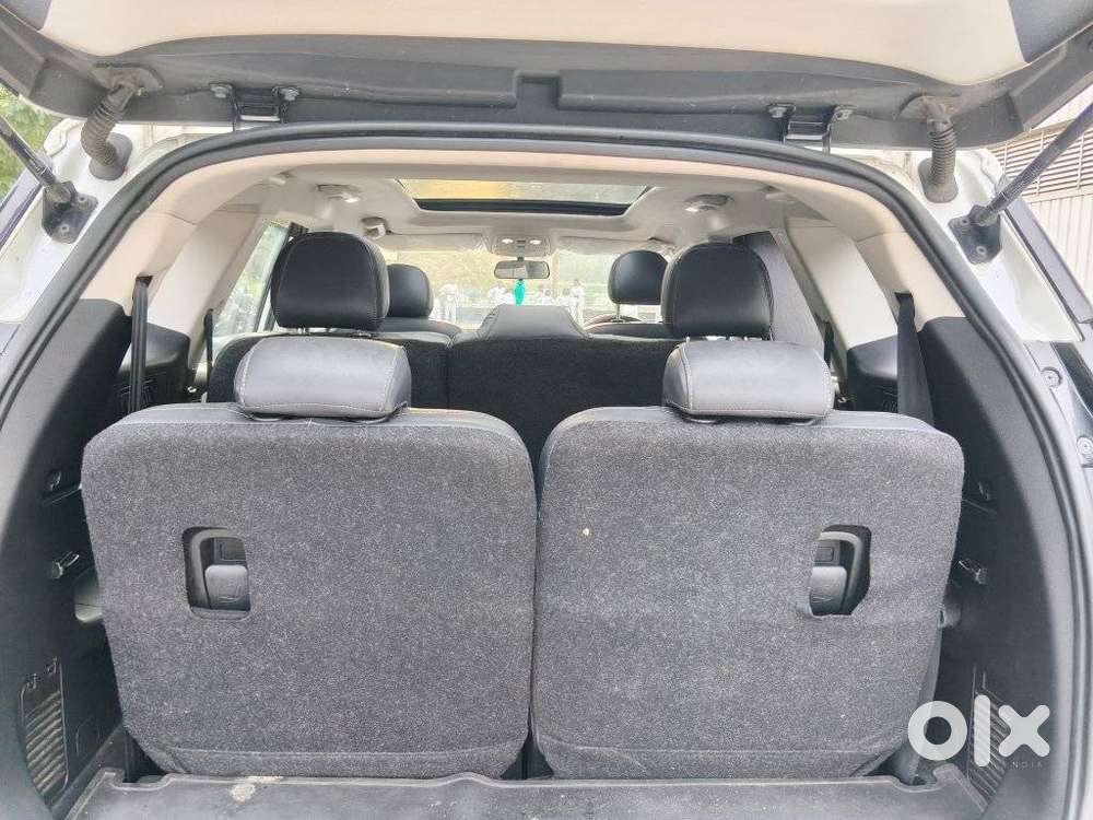 Mahindra Xuv700 2.2 Ax 5 Diesel Mt 7 Str, 2025, Diesel