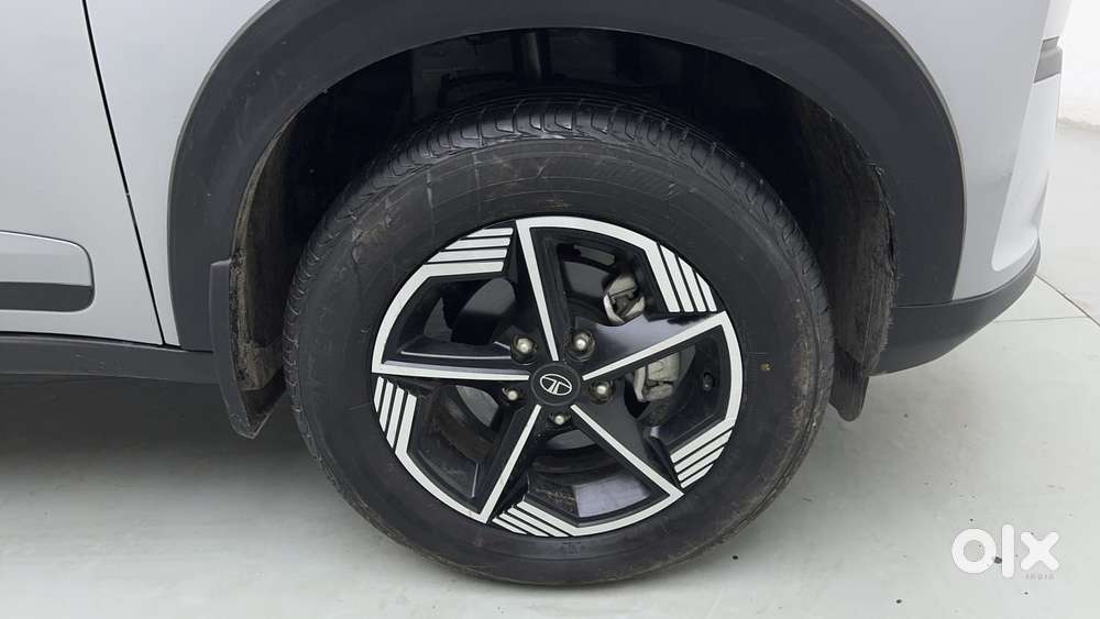 Tata Nexon Creative 1.2 Revotron Petrol 7dca, 2025, Petrol
