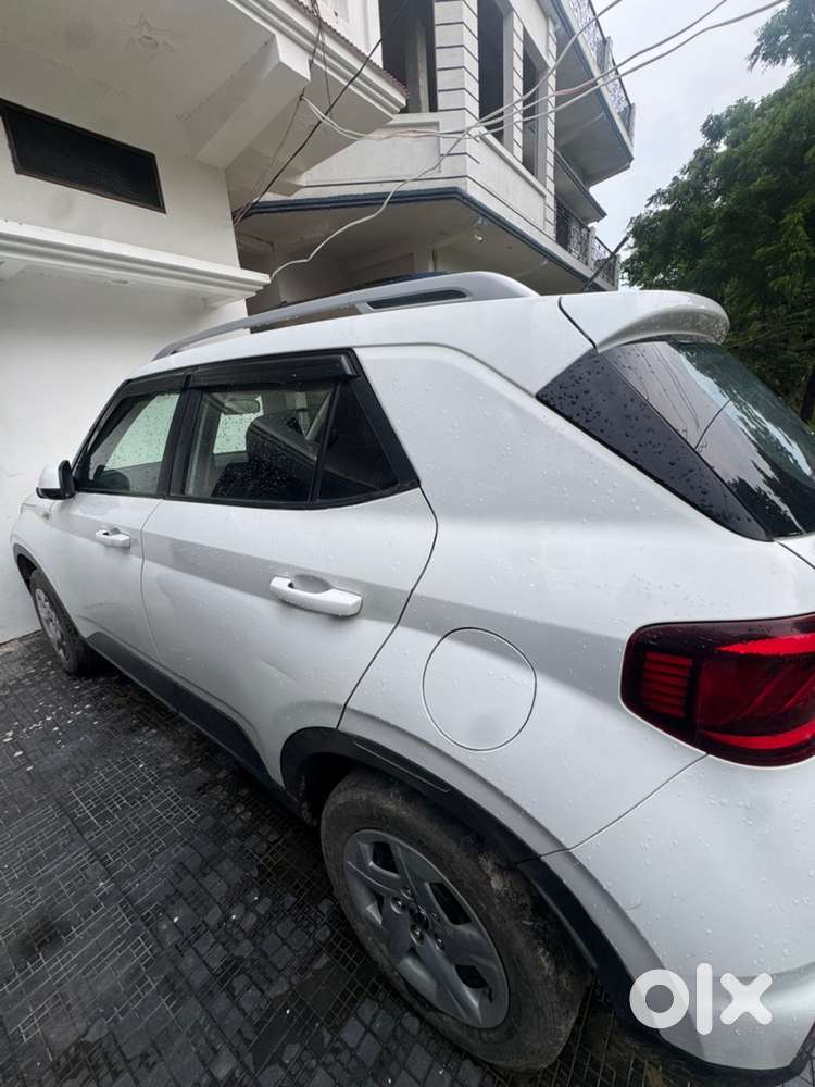 Hyundai Venue 2021 Petrol