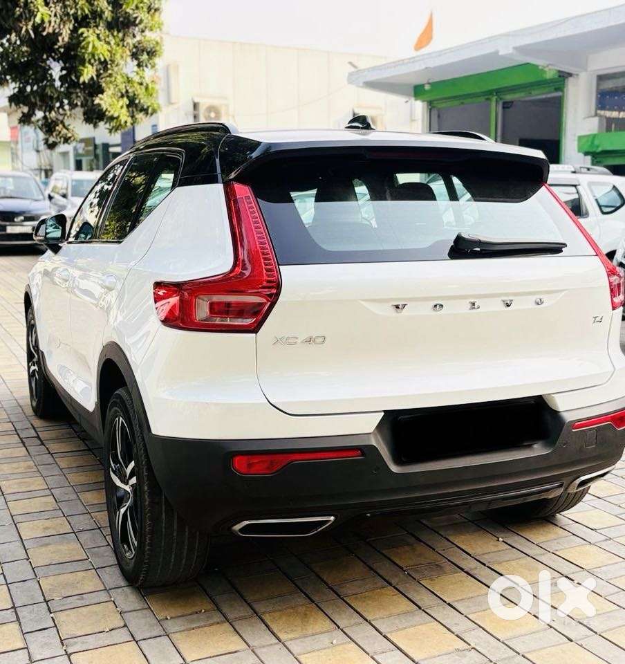 Volvo Xc40 D4 Awd Inscription, 2021, Petrol